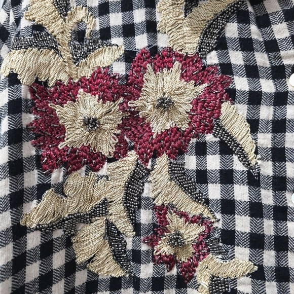 ZARA Black White Gingham Flannel Button Front, Floral Embroidery, High Low Tunic - Picture 9 of 16